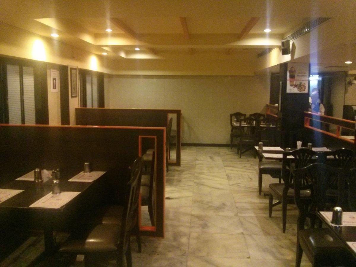 Oyo 5377 Hotel Raaj Bhaavan Chennai Exterior foto