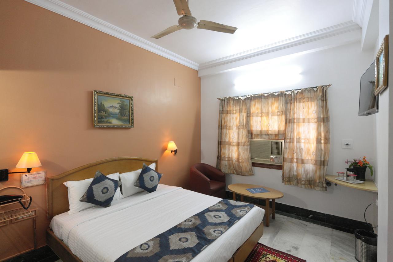 Oyo 5377 Hotel Raaj Bhaavan Chennai Exterior foto